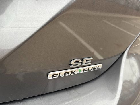 Used 2014 Ford Focus SE w/ Equipment Group 201A image 26