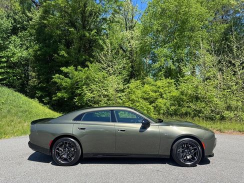 New 2026 Dodge Charger R/T AWD/4WD image 6