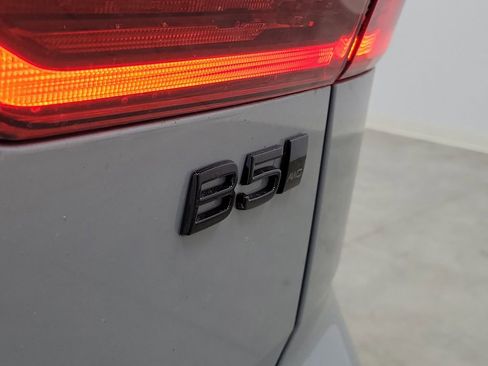 New 2026 Volvo XC60 B5 Ultra w/ Protection Package Premier image 8