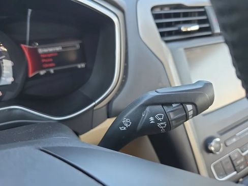 Used 2016 Ford Fusion SE w/ Equipment Group 202A FWD image 24