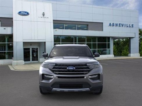 New 2024 Ford Explorer XLT w/ Equipment Group 202A image 6