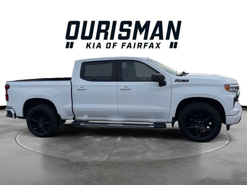 Used 2025 Chevrolet Silverado 1500 RST w/ Z71 Off-Road Package AWD/4WD image 7