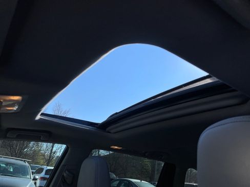 Used 2016 Toyota Highlander XLE w/ Protection Package #3 image 24