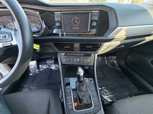 Used 2019 Volkswagen Jetta S w/ Driver Assistance Package FWD image 12