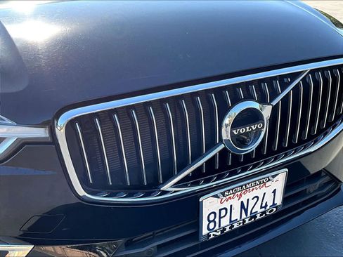 Used 2019 Volvo XC60 T6 Inscription w/ Protection Package Premier AWD/4WD image 29