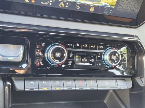 New 2026 GMC Sierra 1500 AT4 w/ AT4 Premium Package image 34