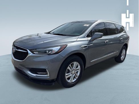 Used 2020 Buick Enclave Essence image 3