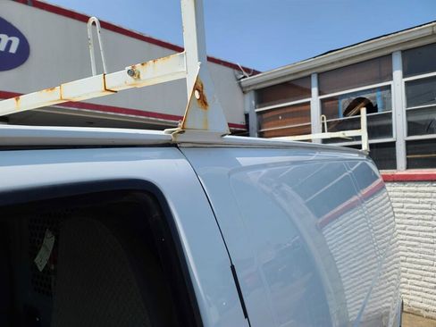 Used 2015 Chevrolet Express 2500 2500 3DR CARGO VAN /V8 image 19