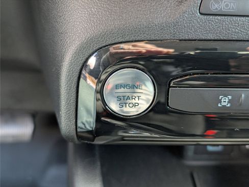 Used 2023 Ford Escape Active w/ Tech Pack #1 AWD/4WD image 24