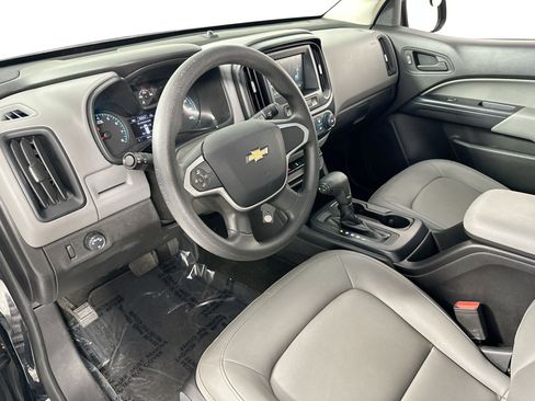Used 2018 Chevrolet Colorado W/T w/ Custom Special Edition image 9