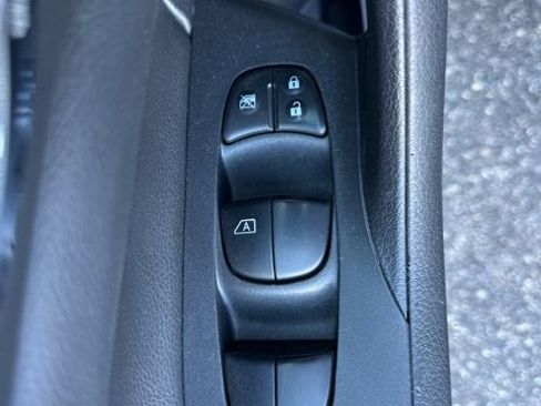 Used 2017 Nissan Altima 2.5 S w/ Power Driver Seat Package image 35