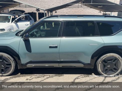 Used 2024 Kia EV9 GT-Line AWD/4WD image 9