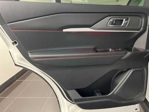 New 2026 Ford Explorer ST-Line image 33