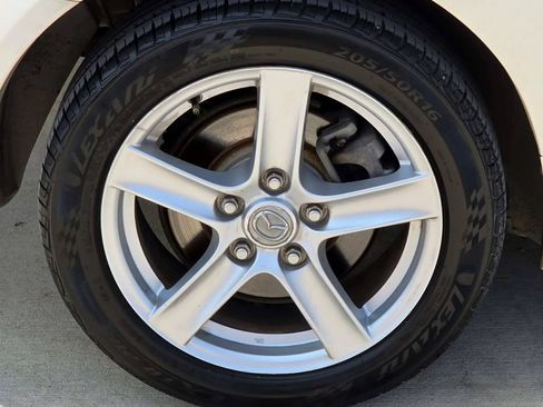 Used 2008 MAZDA MX-5 Miata Sport w/ Convenience Pkg RWD image 22