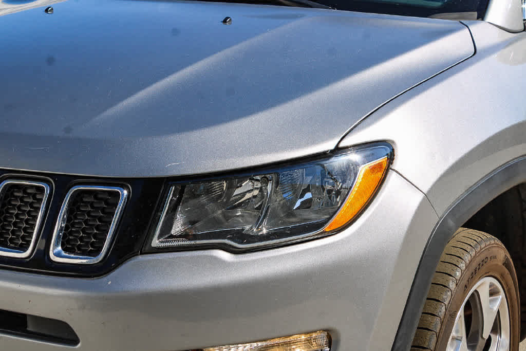 Used 2021 Jeep Compass Limited FWD image 10