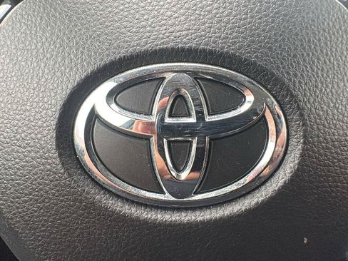 Used 2023 Toyota Corolla LE w/ Carpet Mat Package (TMS) FWD image 29