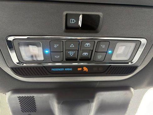 Used 2025 Ford F250 Platinum w/ Tremor Off-Road Package image 30