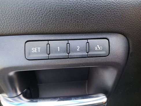 Used 2015 GMC Sierra 2500 Denali w/ Duramax Plus Package AWD/4WD image 53