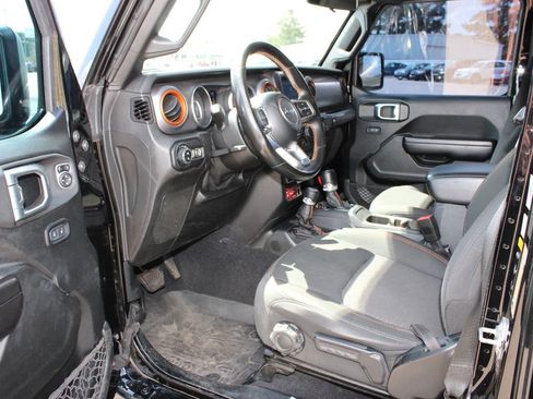 Used 2021 Jeep Gladiator Mojave w/ Trailer Tow Package AWD/4WD image 12