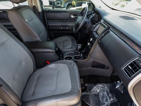 Used 2018 Ford Flex SEL w/ Equipment Group 202A image 17