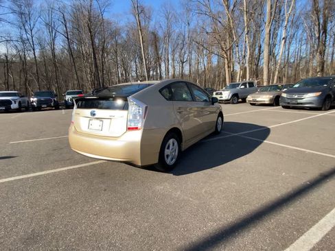 Used 2011 Toyota Prius Three image 12