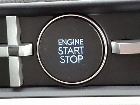 New 2026 Hyundai Santa Fe SE image 9