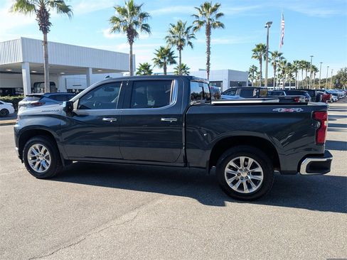 Certified 2022 Chevrolet Silverado 1500 LTZ w/ LTZ Convenience Package II image 6
