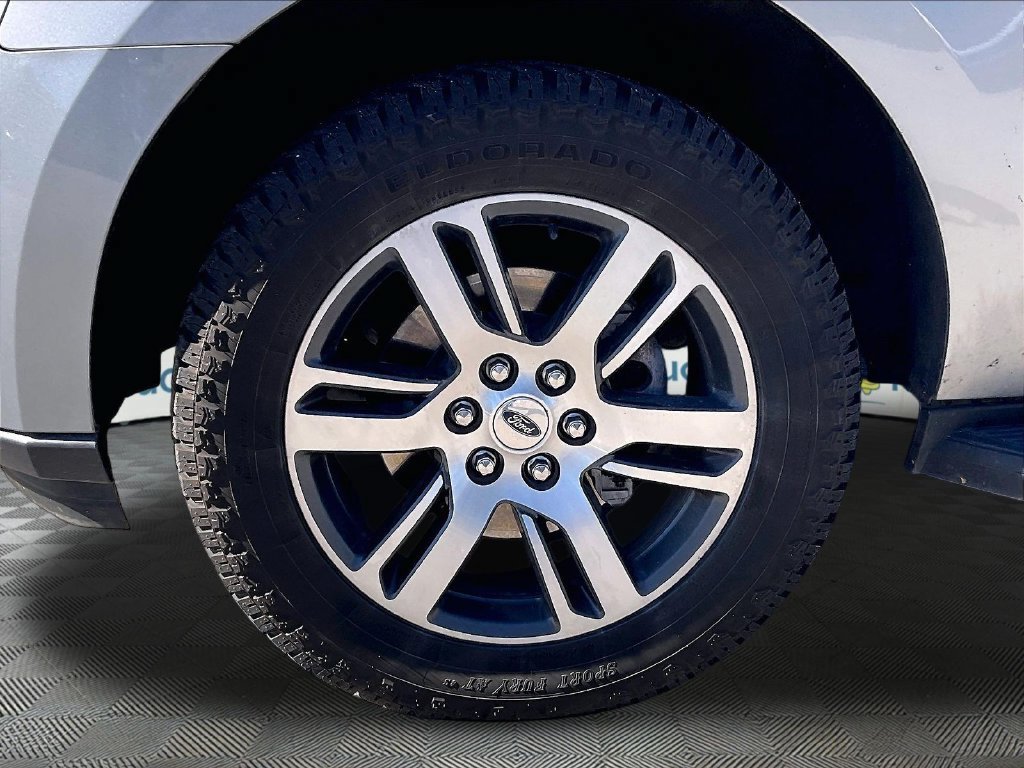 Used 2024 Ford Expedition XLT AWD/4WD image 7