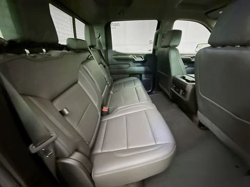 Used 2024 Chevrolet Silverado 1500 LT AWD/4WD image 29