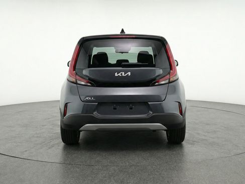 Used 2025 Kia Soul LX w/ LX Technology Package image 6