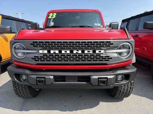 Used 2023 Ford Bronco Badlands w/ Sasquatch Package AWD/4WD image 5