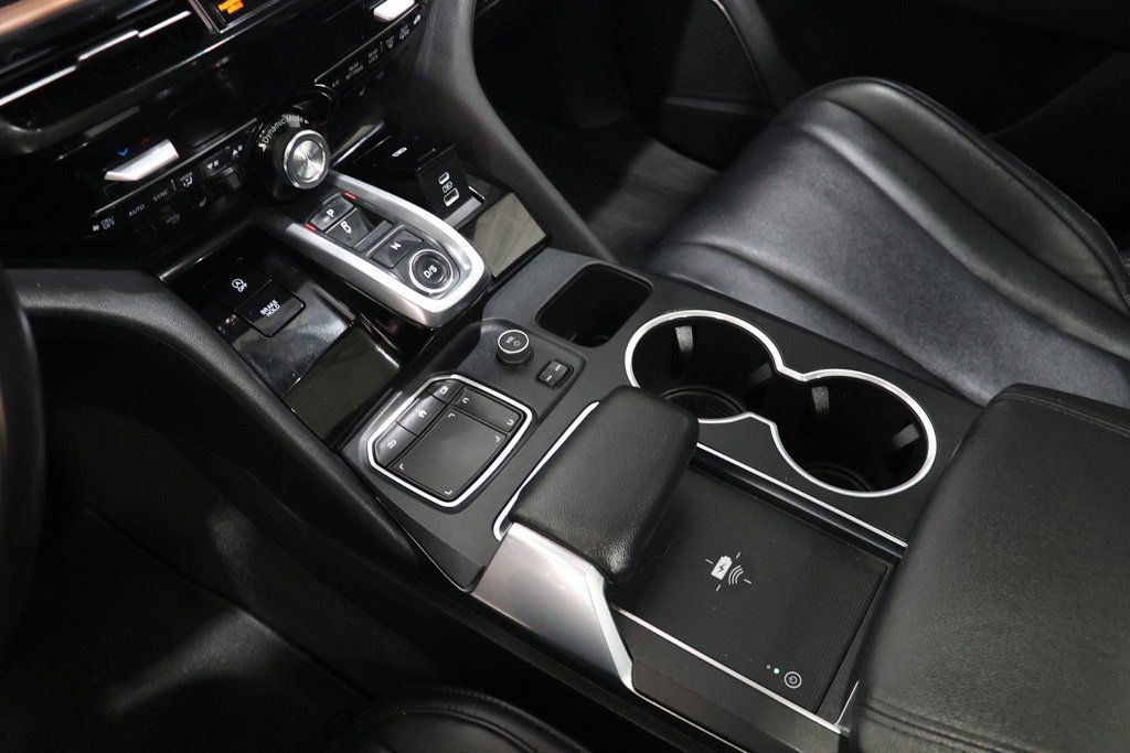 Used 2022 Acura MDX SH-AWD image 28