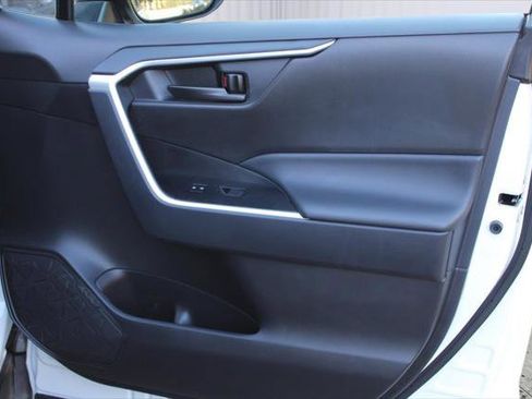 Certified 2024 Toyota RAV4 LE image 34