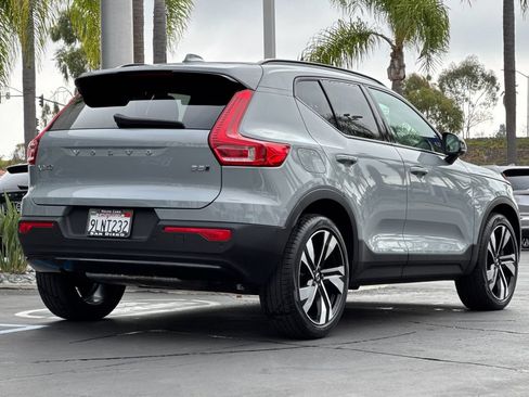 Certified 2024 Volvo XC40 B5 Ultimate w/ Protection Package Premier AWD/4WD image 5