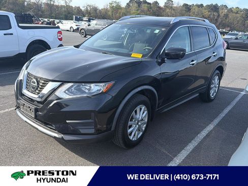 Used 2018 Nissan Rogue SV w/ Sun & Sound Touring Package image 1