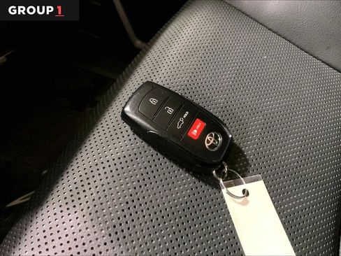 Certified 2025 Toyota 4Runner TRD Off-Road Premium w/ Tow Technology Package AWD/4WD image 15