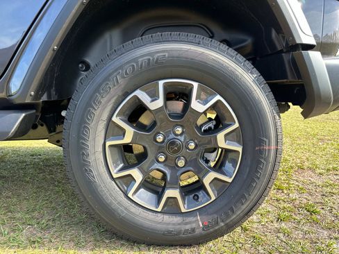 New 2025 Jeep Wrangler Sahara w/ Safety Group image 10