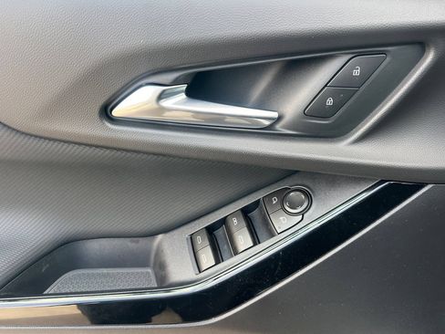 New 2026 Chevrolet Equinox LT w/ Safety and Technology Package AWD/4WD image 8