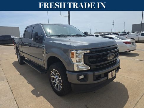 Used 2022 Ford F250 XLT w/ Black Appearance Package AWD/4WD image 1