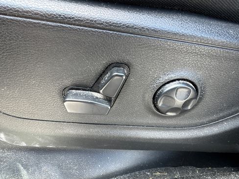 Used 2021 RAM 1500 Big Horn AWD/4WD image 9