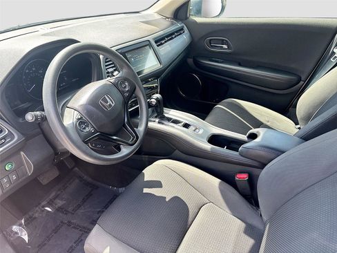 Used 2021 Honda HR-V EX image 10