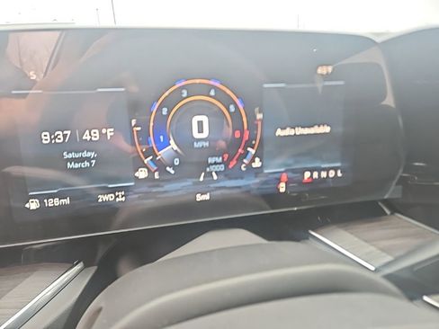 New 2026 Chevrolet Suburban Premier w/ Sun And Tow Package image 32