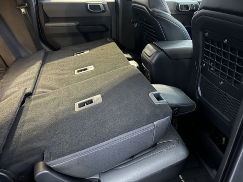 Used 2023 Ford Bronco Big Bend w/ Sasquatch Package image 22