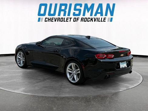 Used 2024 Chevrolet Camaro LT w/ Technology Package RWD image 4