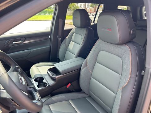 New 2026 GMC Terrain AT4 w/ Technology Package II image 24