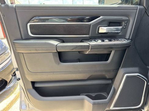 Used 2020 RAM 2500 Laramie AWD/4WD image 18