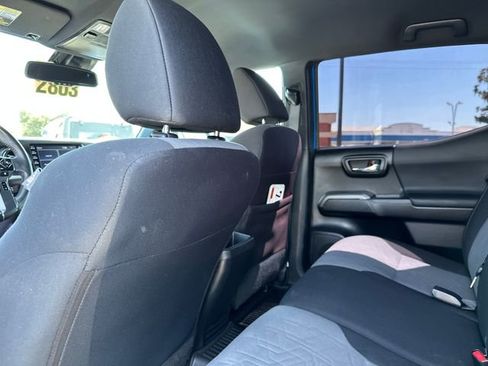 Used 2021 Toyota Tacoma TRD Sport w/ Technology Package RWD image 28