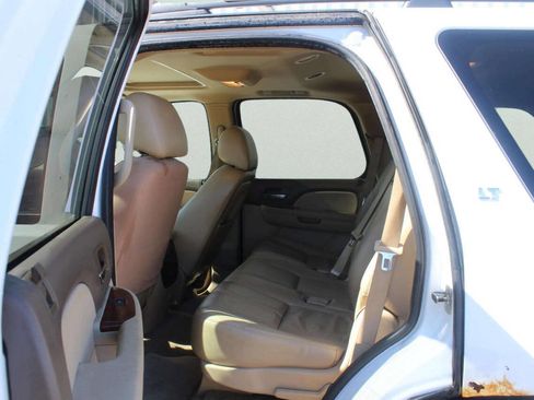Used 2011 Chevrolet Tahoe LT image 5
