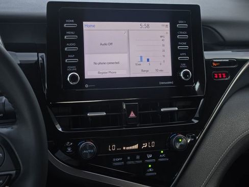 Certified 2024 Toyota Camry SE FWD image 19