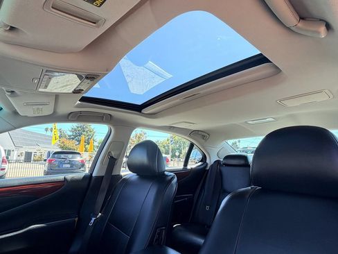 Used 2012 Lexus LS 460 L w/ Luxury Value Edition RWD image 13